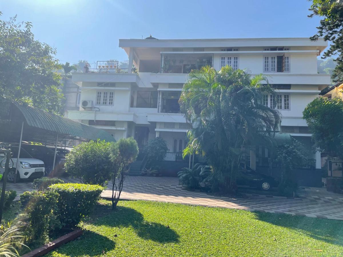 The Choudhury Manor Homestay Γουβαχάτι Εξωτερικό φωτογραφία