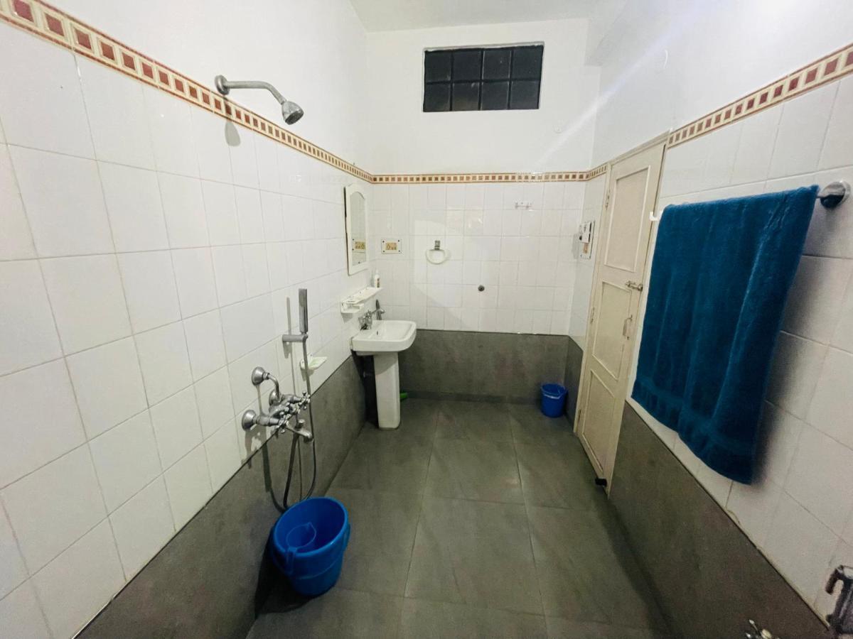 The Choudhury Manor Homestay Γουβαχάτι Εξωτερικό φωτογραφία